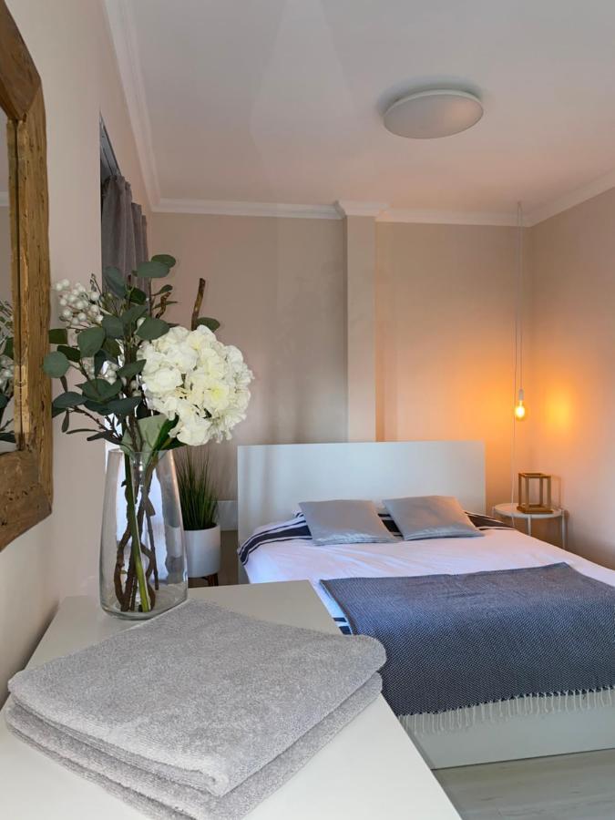 Apartman Rea โคมาร์โน ภายนอก รูปภาพ